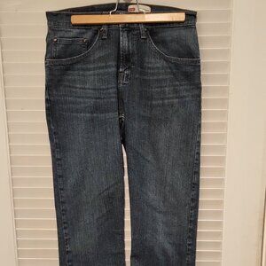 Women's Wrangler Slim Straight Jeans 28 x 30